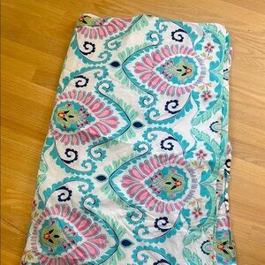 Pottery Barn Teen Turquoise and White twin duvet cover